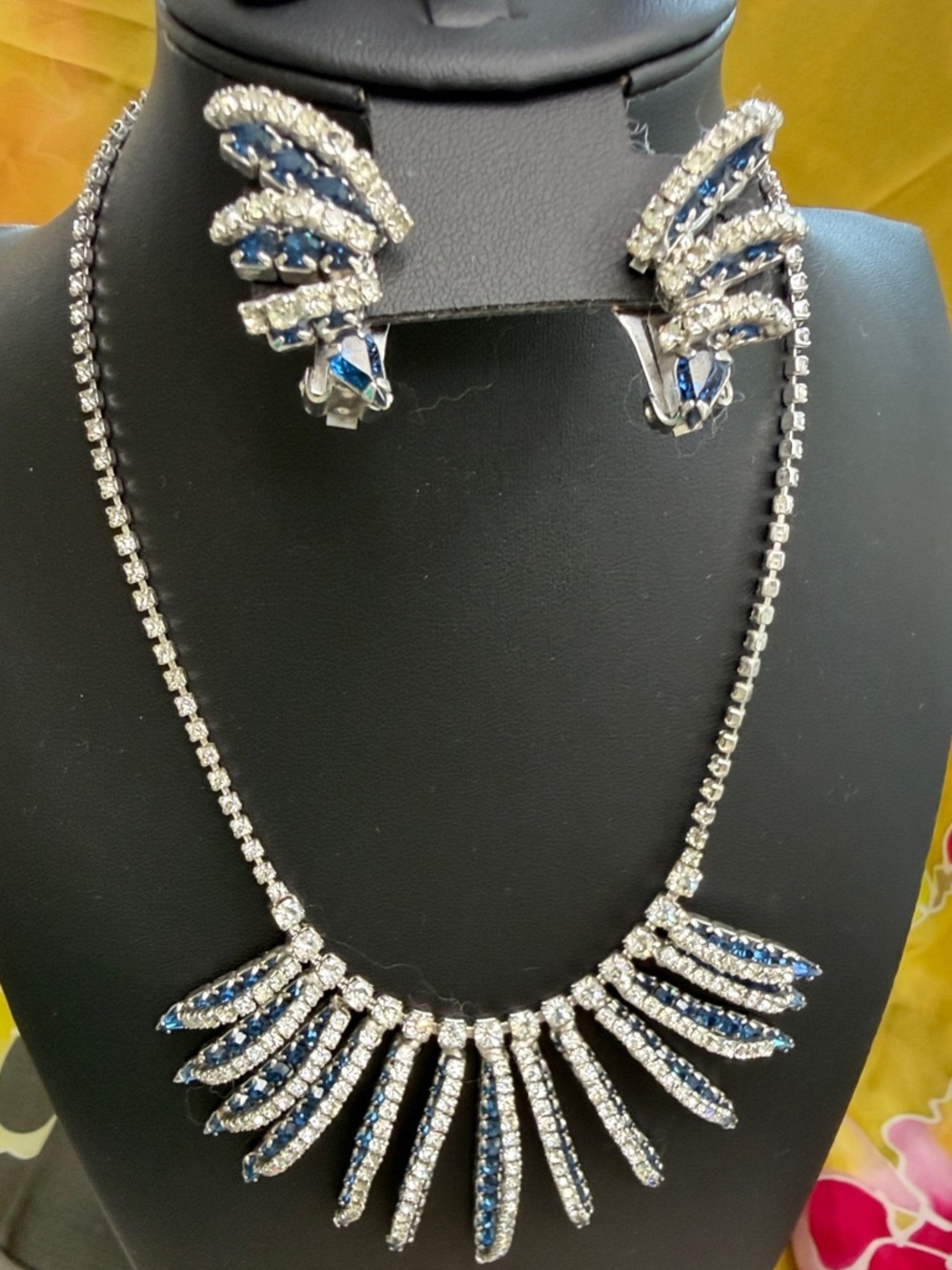 Elegant Vintage Blue Crystal Fan Necklace and Clip-On Earrings Set